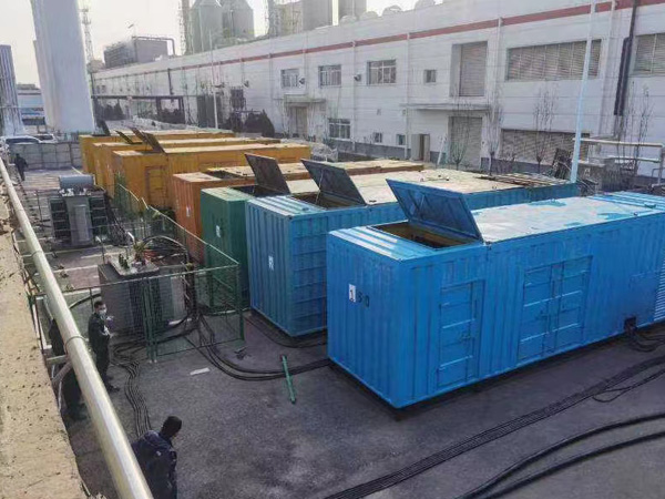 富文镇380V和690V电压的电缆线相同吗？